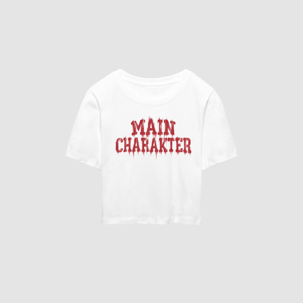 Baby Tee von RIZE mit Aufdruck: Main Charakter
