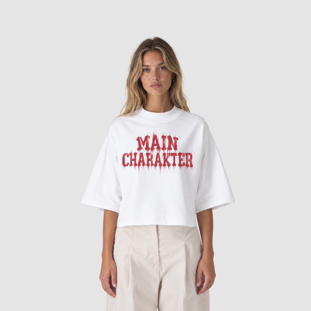Boxy Tee von RIZE mit Aufdruck: Main Charakter