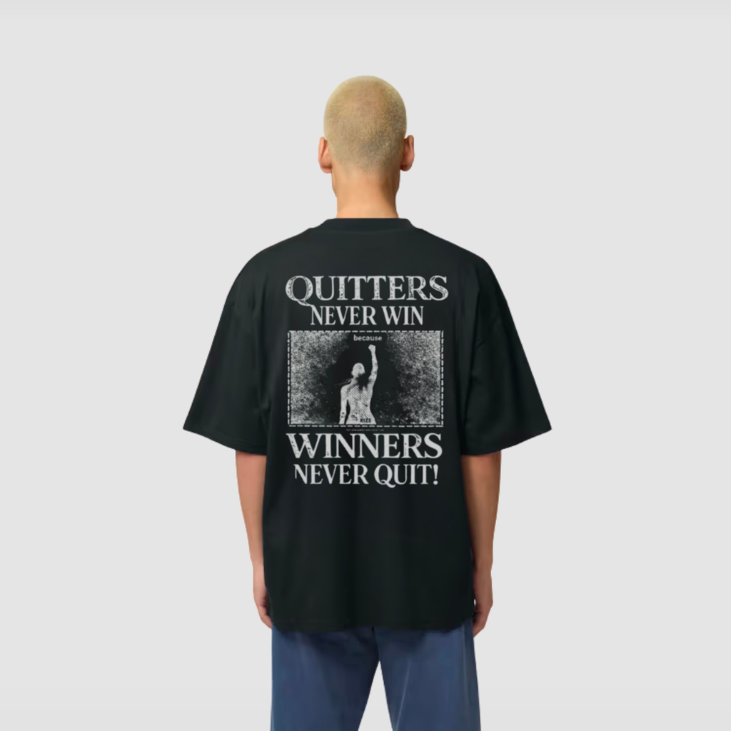 NEVER QUIT TEE