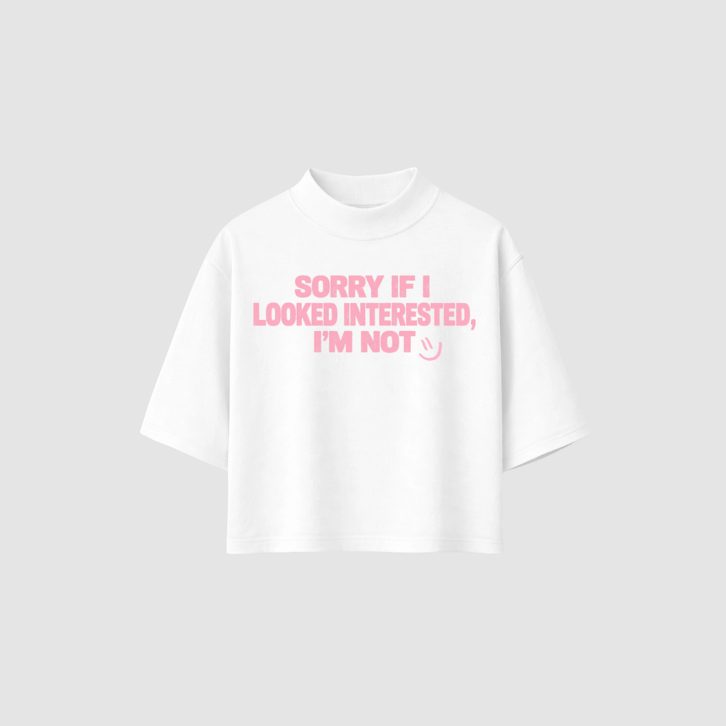 Boxy Tee von RIZE mit Aufdruck: Sorry If I Looked Interested, I'm Not