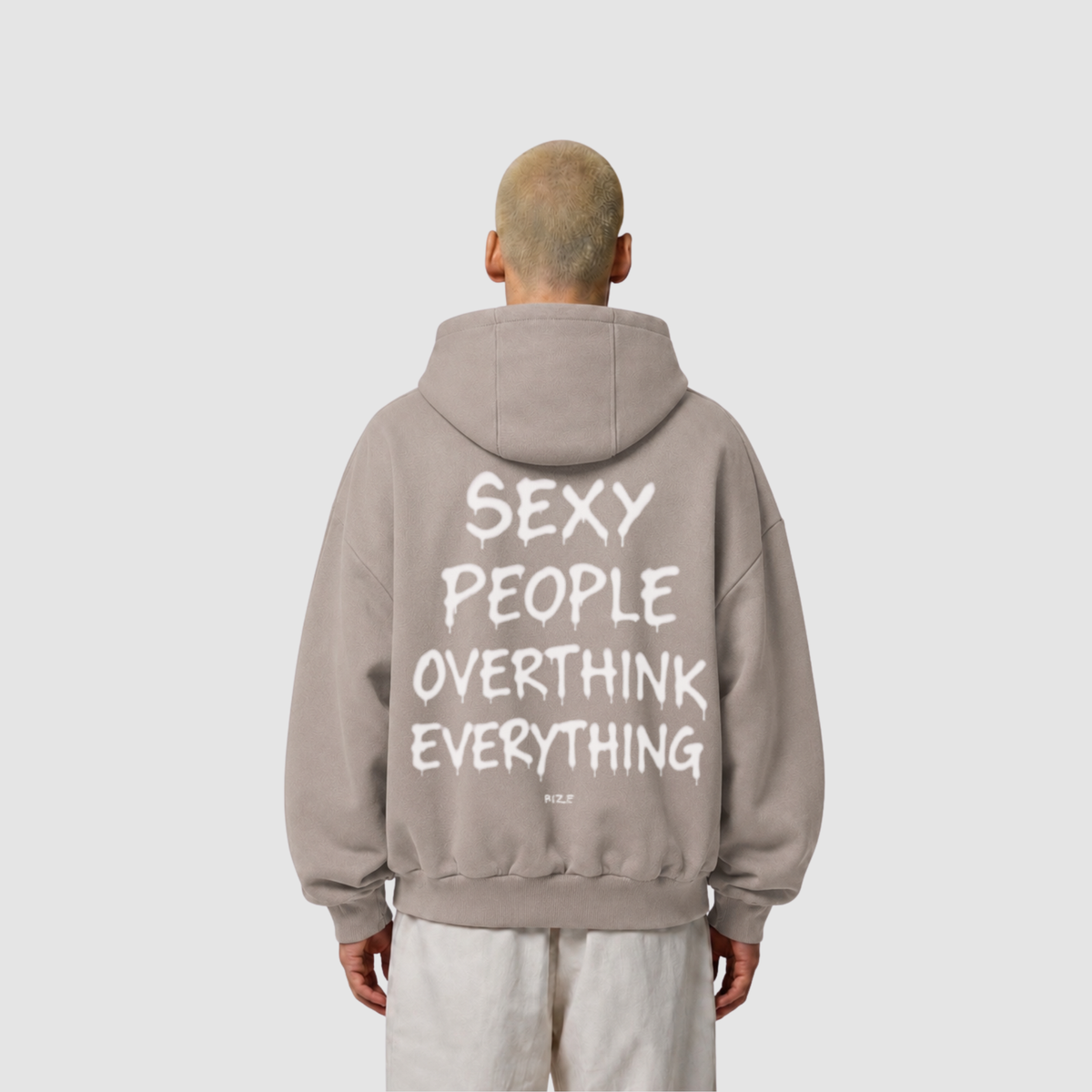 Hoodie von RIZE mit Aufdruck: Sexy People Overthink Everything