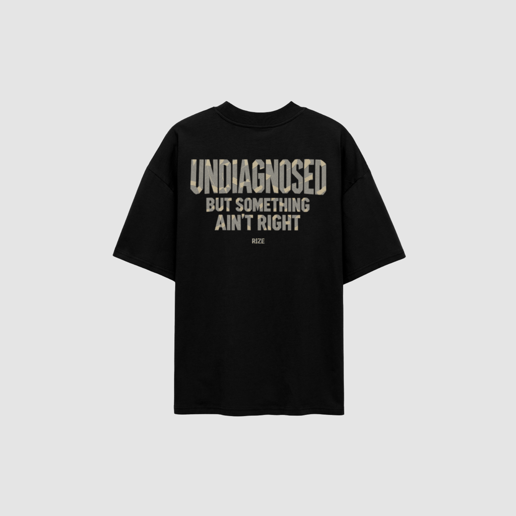 T-Shirt von RIZE mit Aufdruck: Undiagnosed, But Something Ain't Right